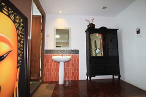 Tony's Place Beds and Breakfast