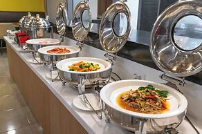 The 7 Business Hotel