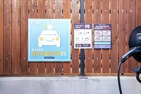 The 7 Business Hotel