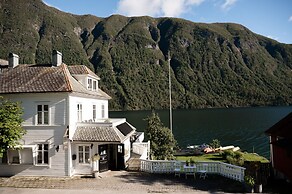 Fjærland Fjordstove Hotell