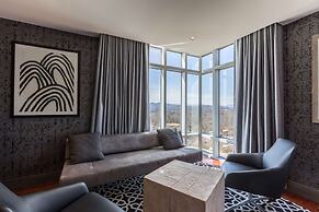 DoubleTree by Hilton Asheville Downtown
