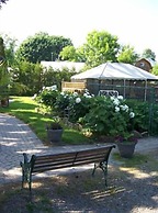 The Colonel's Inn