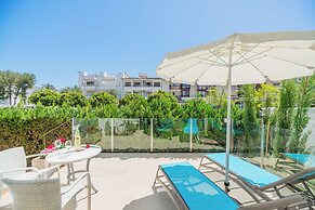 Aparthotel Flora