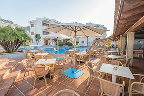 Aparthotel Flora