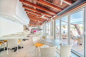 Aparthotel Flora