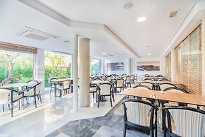 Aparthotel Flora