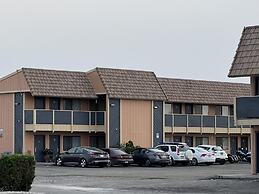 Budget Inn