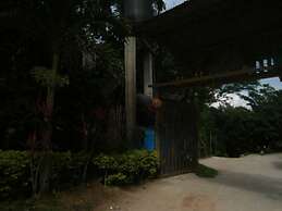 Madera Labrada Lodge