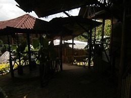 Madera Labrada Lodge