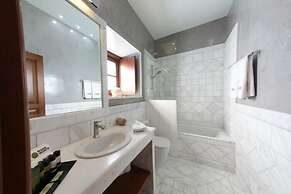 Mare Monte Luxury Suites