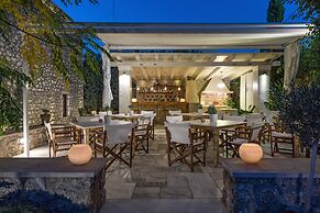 Mare Monte Luxury Suites