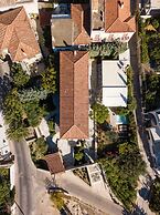 Mare Monte Luxury Suites