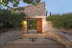 Mare Monte Luxury Suites