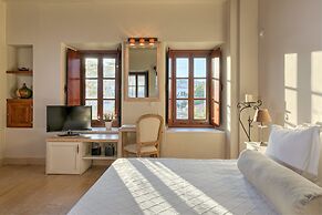 Mare Monte Luxury Suites