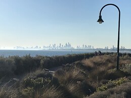 StayCentral - Spacious Seaviews