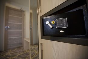 Exclusive Hotel & More