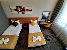 Sapko Airport Hotel