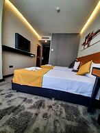 Sapko Airport Hotel