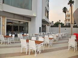 Golden Rock Beach Hotel - All Inclusive