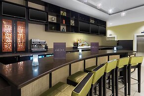 Courtyard by Marriott Kingston, Jamaica