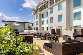 Courtyard by Marriott Kingston, Jamaica