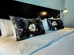 Anselmo Buenos Aires Curio Collection By Hilton