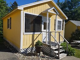 Sunnyside Motel & Cottages