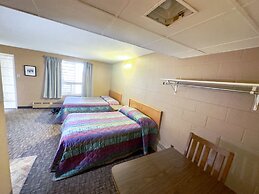 Capone's Hideaway Motel