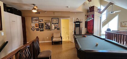 Discovery Bay Resort by DKRA