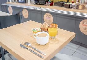B&B HOTEL Hyères