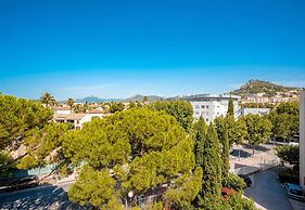 B&B HOTEL Hyères