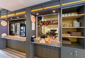 B&B HOTEL Lyon Saint-Priest
