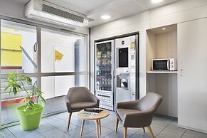 B&B HOTEL Lyon Saint-Priest
