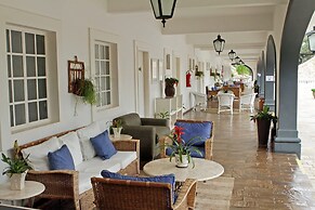San Raphael Country Hotel