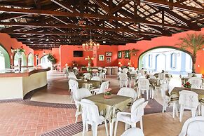 San Raphael Country Hotel