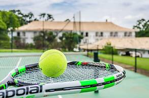 San Raphael Country Hotel