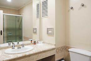 San Raphael Country Hotel