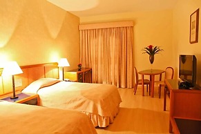 San Raphael Country Hotel