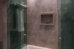 San Raphael Country Hotel