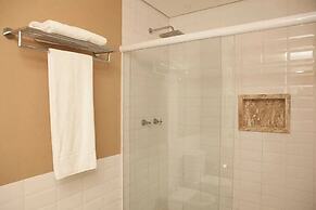 San Raphael Country Hotel