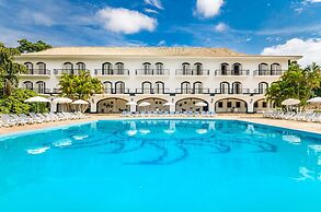 San Raphael Country Hotel