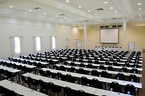 San Raphael Country Hotel