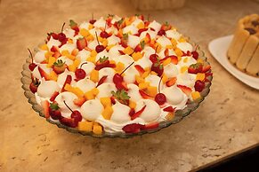 San Raphael Country Hotel