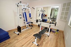 San Raphael Country Hotel