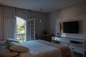 San Raphael Country Hotel