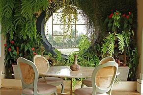 San Raphael Country Hotel