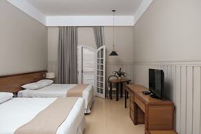 San Raphael Country Hotel