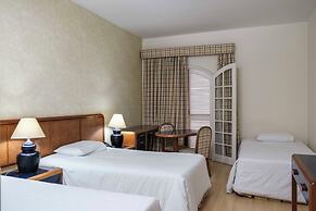 San Raphael Country Hotel