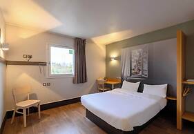 B&B HOTEL Creil Chantilly