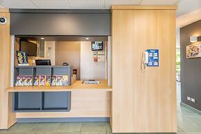 B&B HOTEL Creil Chantilly